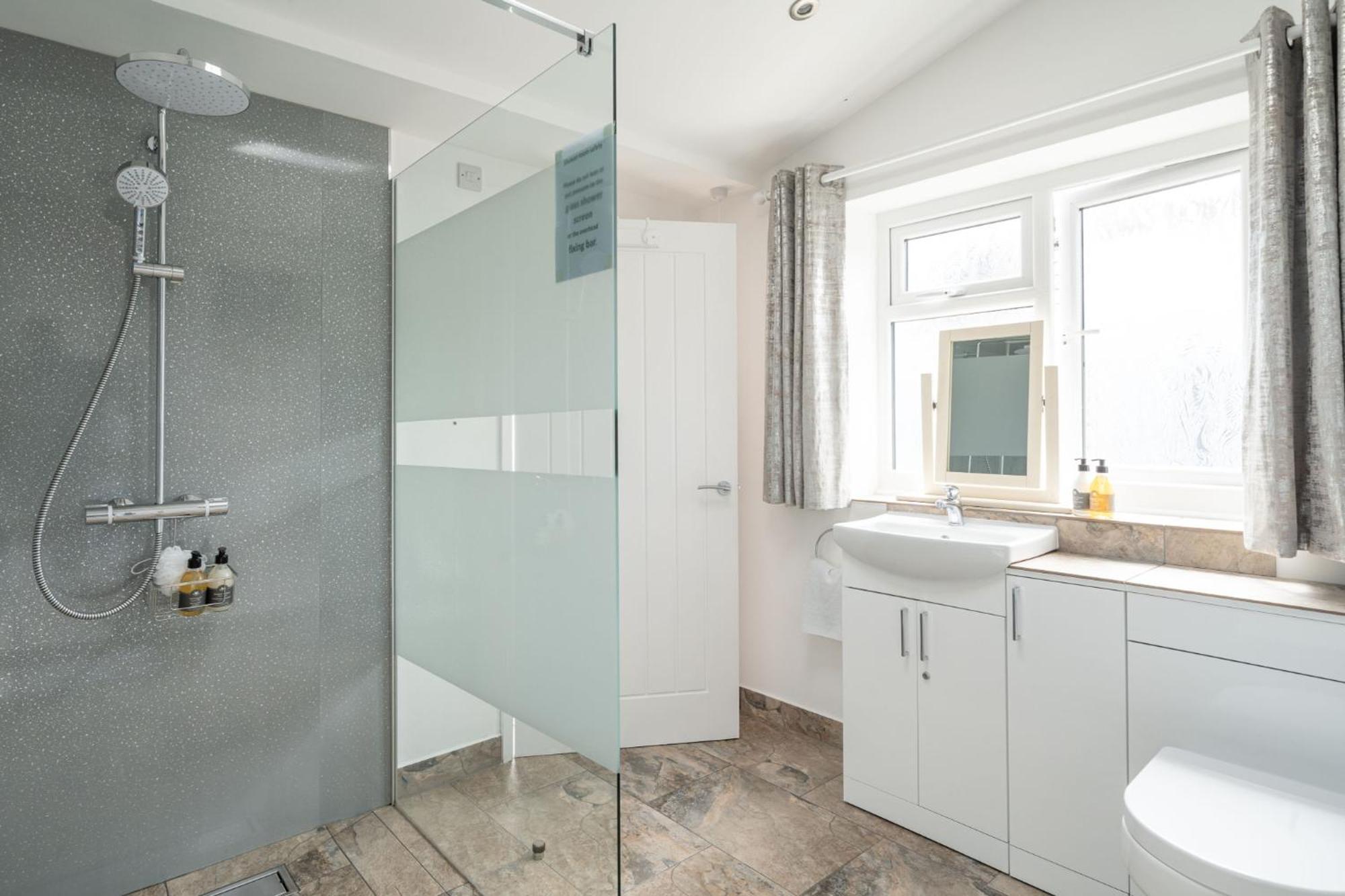 Fabulous Apartment For 2 In Llansteffan Llanstephan  Exterior foto